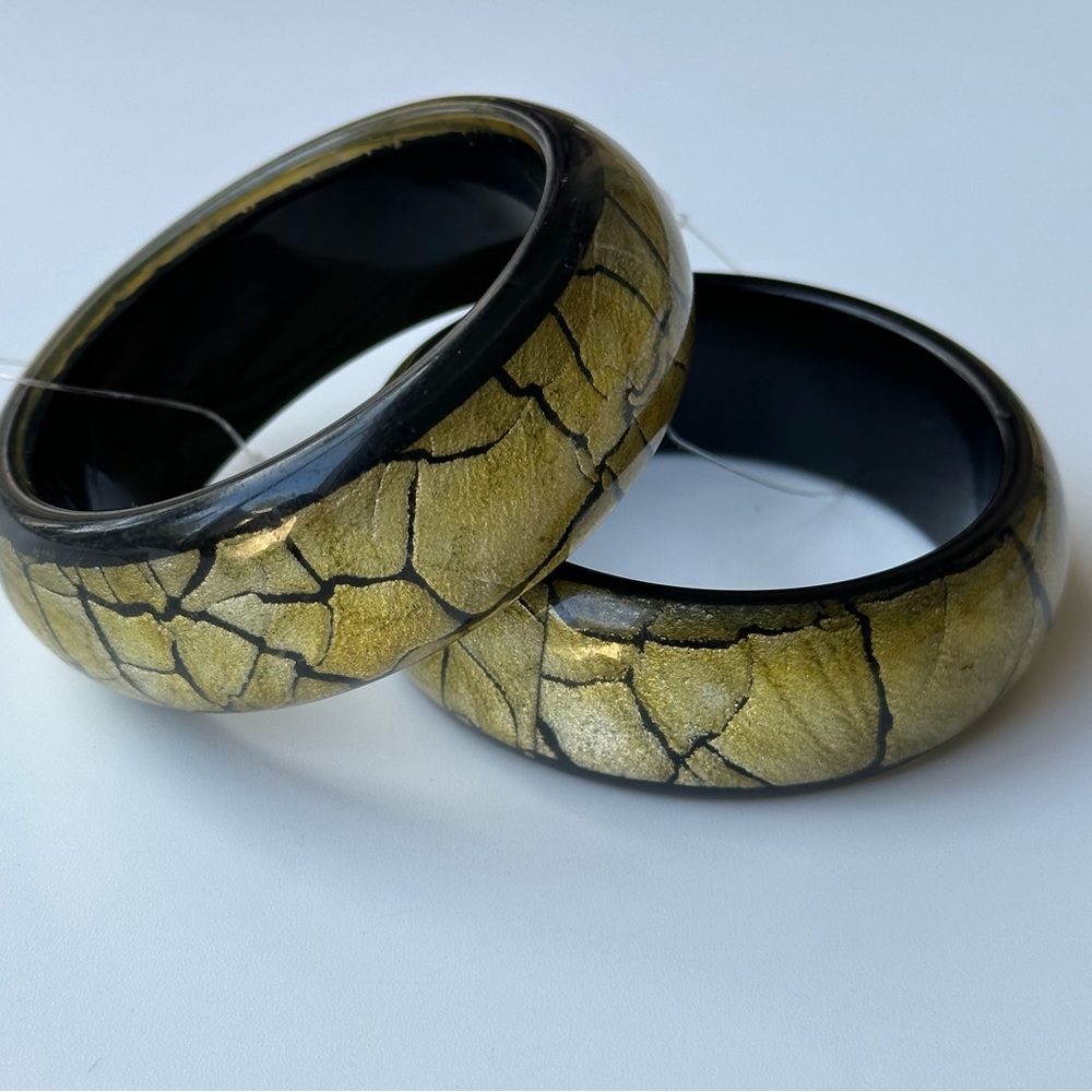 Vtg Chunky Lucite Bangle Bracelets